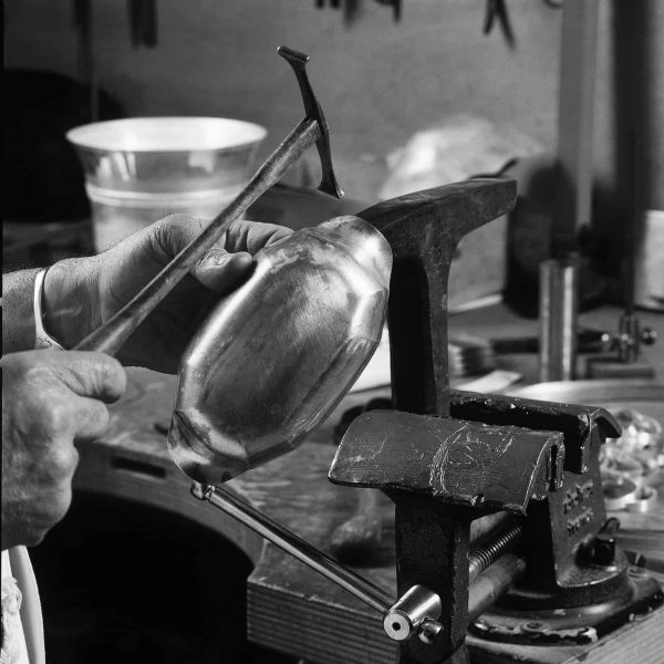 4_Un faconnage artisanal Un faconnage artisanal
